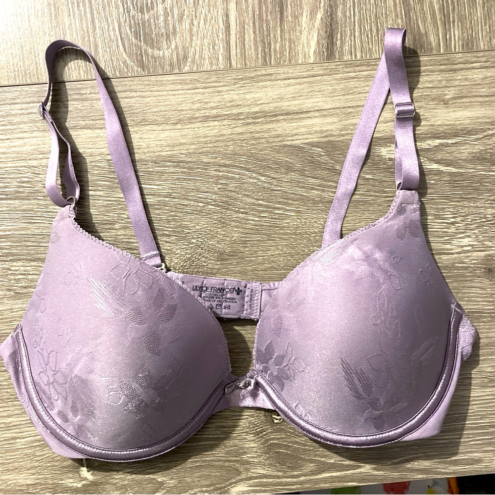34C Vanity Fair Lily of France Extreme Ego Boost Tailored Push Up Bra